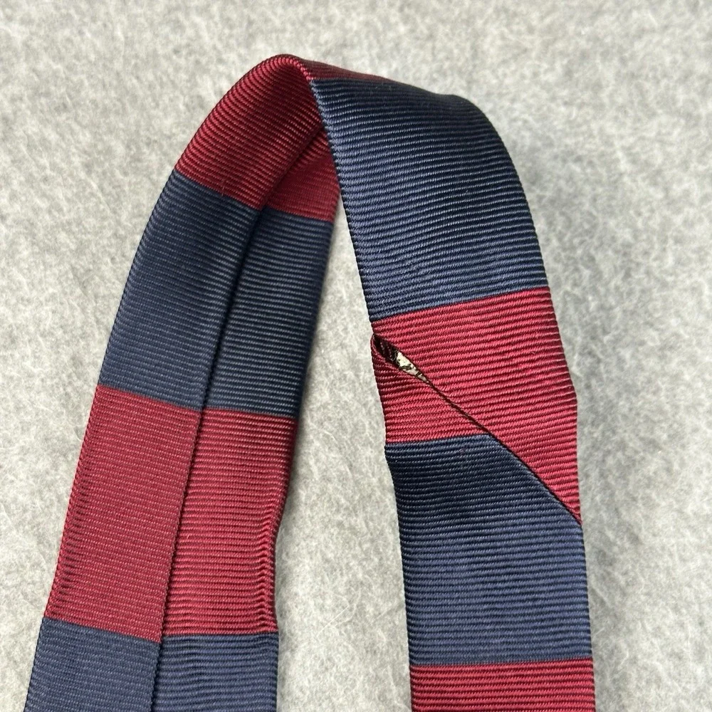Vintage Bergdorf‎ Goodman Silk Tie Navy Red Regimental Stripe USA 56x4